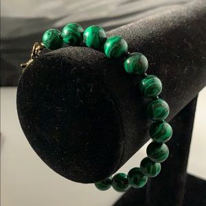 Malachite handmade round bead bracelet.